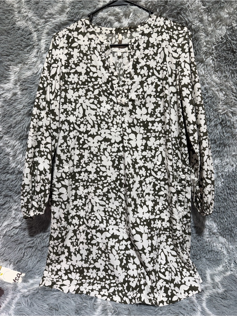 Lou & Grey Olive and White Floral Long Sleeve Dress